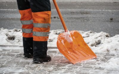 Zimní údržba komunikací a chodníků